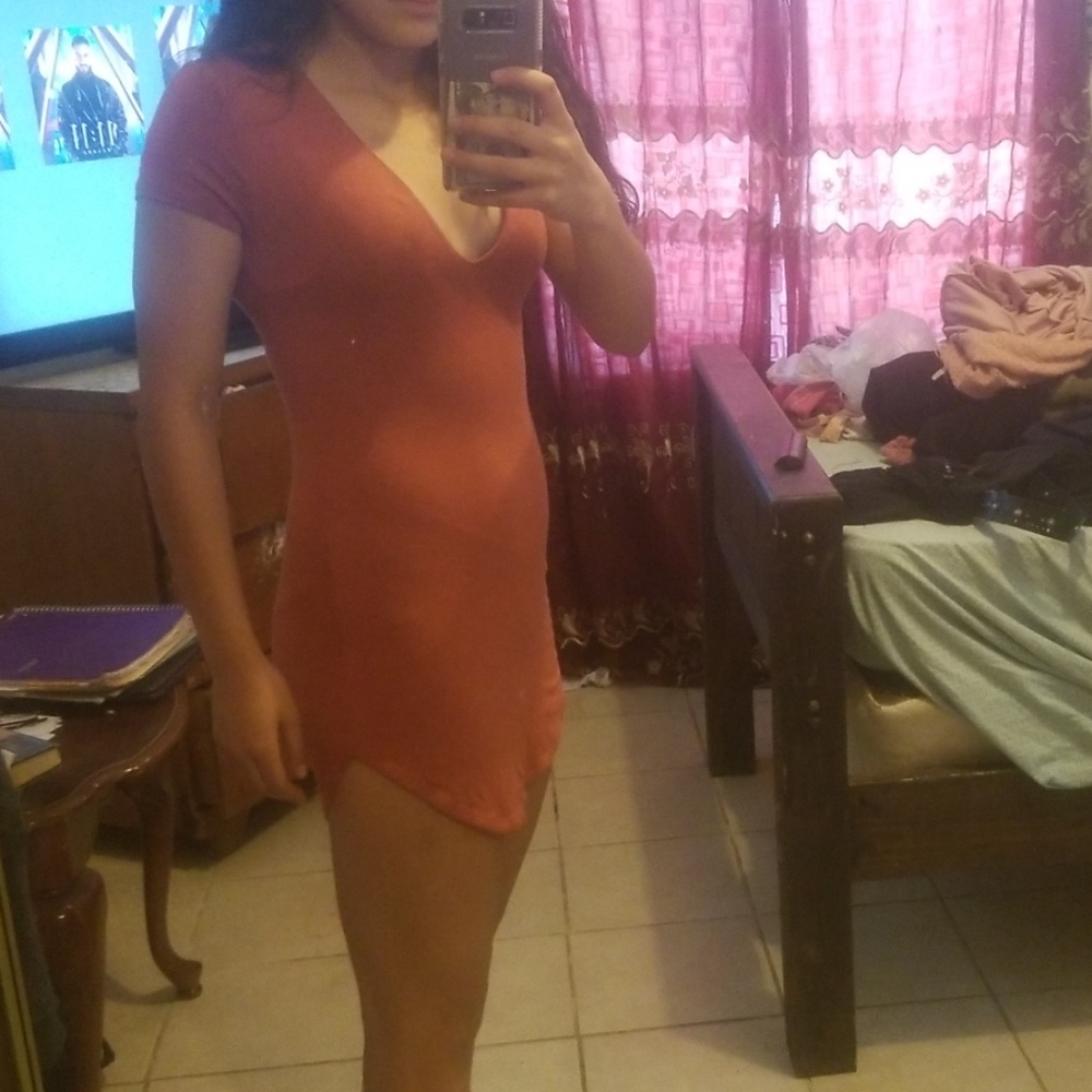 Dress - Picture 2 of 4
